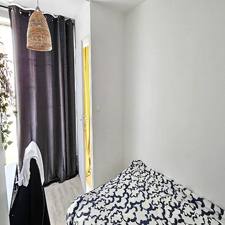 Apartment Private In A Shared Flat